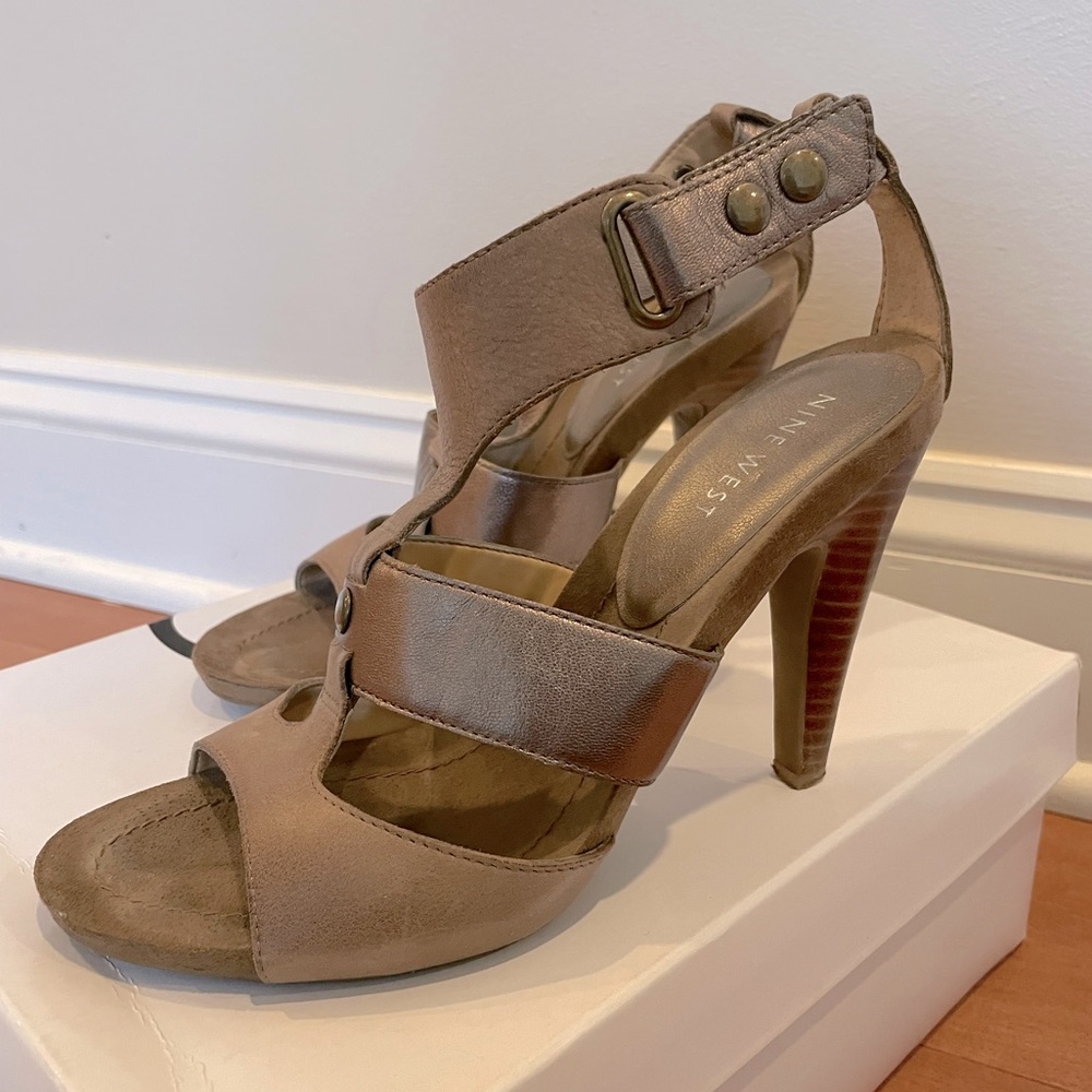 Vintage Nine west leather heals
